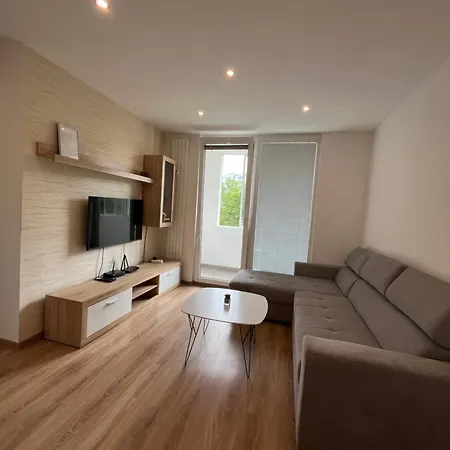 Flat In Appartement *